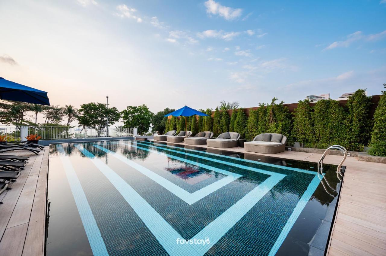 Mera Mare Pattaya Beach And Resort Exterior foto